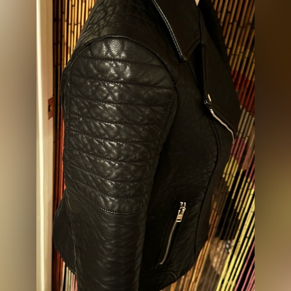 Black pleather Moto jacket in size M - Picture 6 of 8